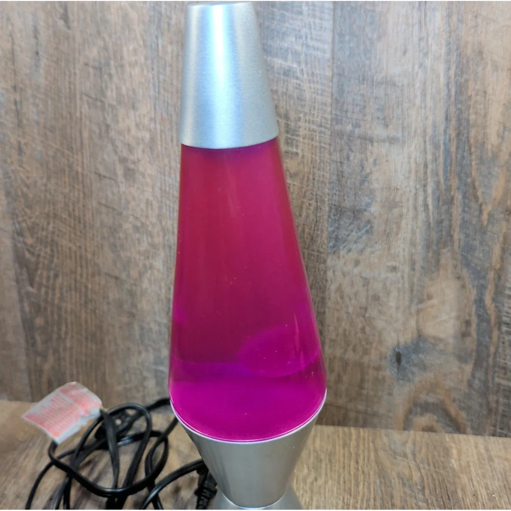 Motion And Glitter Lava Lamp Model 2000 Pink Date 2010 Silver Cap TESTED WORKS
